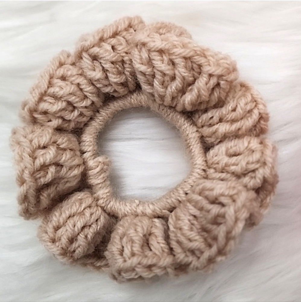 Handmade Textured Crocheted Scrunchies Ponytail Holder Hair Tie Set Of 4 - New - Picture 6 of 11